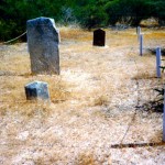 Murchison House Station (JILBA unmarked grave near MIKE a Perth Aboriginal & Nathaniel HORSEFIELD) - Photo Jessie Lowrie, Geraldton (1988) Murchison House Station